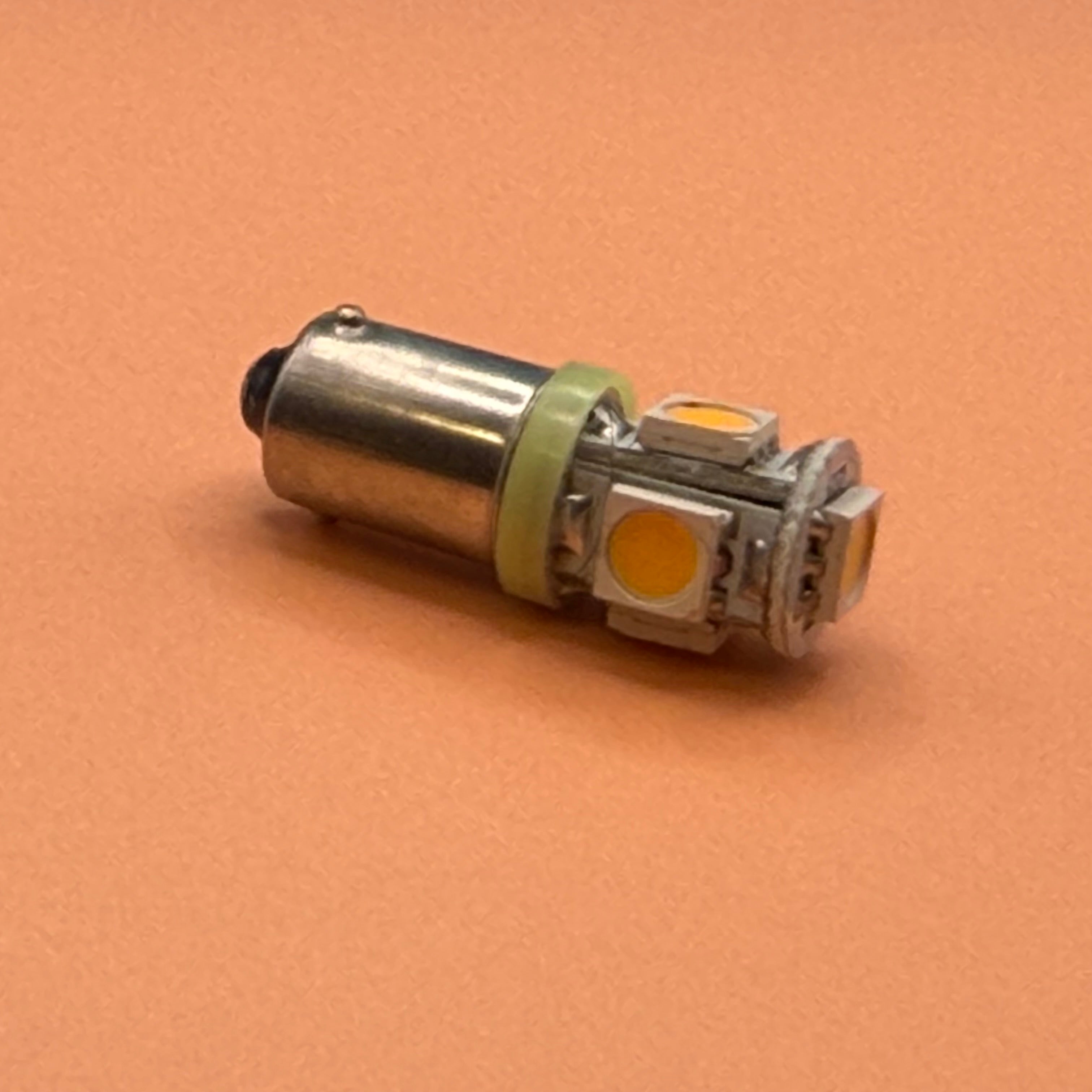 #313 24V blanc chaud - Haunted House/Black Hole